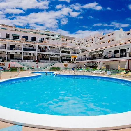 Apartment Bright & Stylish In Chipeque, Cristianos *