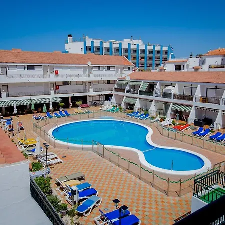 Apartment Bright & Stylish In Chipeque, Cristianos