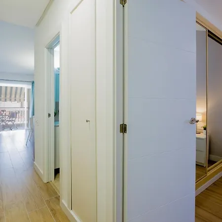 Bright & Stylish In Chipeque, Cristianos Apartment