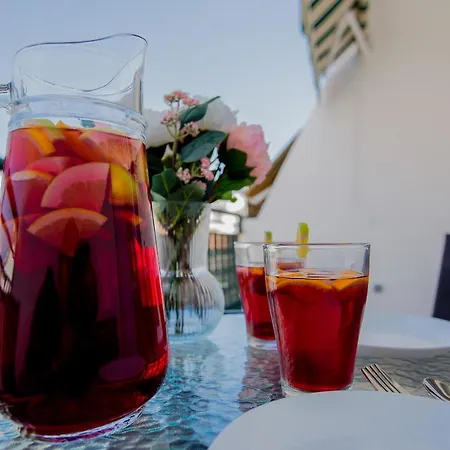 Bright & Stylish In Chipeque, Cristianos Apartment